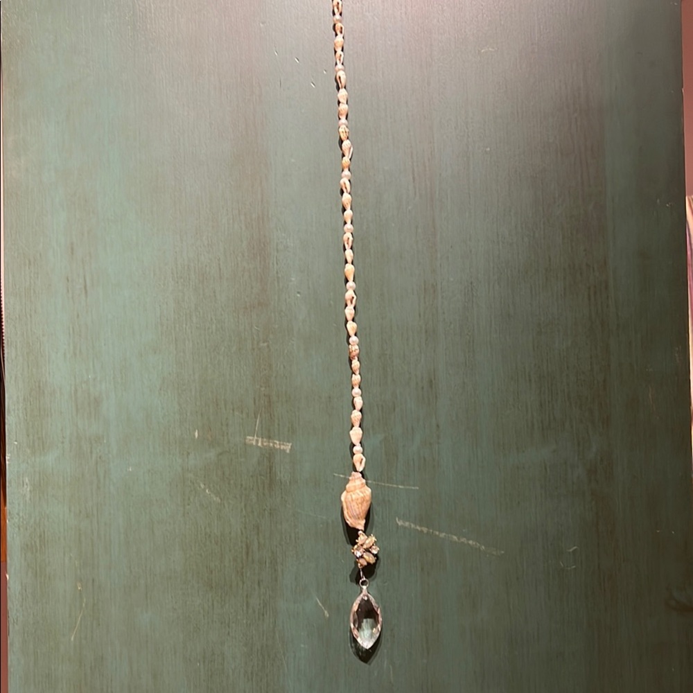 Elegant Shell and Crystal Pendant Sun Catcher